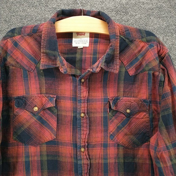 Levi's Men's Button Up Shirt Multicolor Size XL Long Sleeve Plaid Cotton Casual - Picture 3 of 13